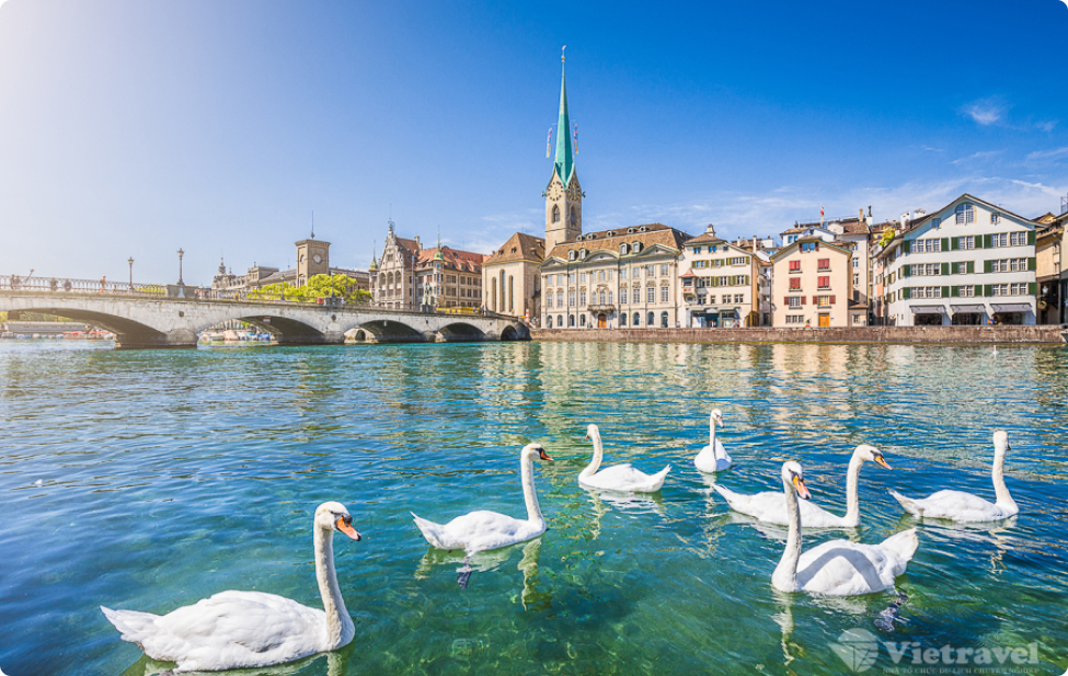 DIỆN TÍCH MẶT SÀN LỚN